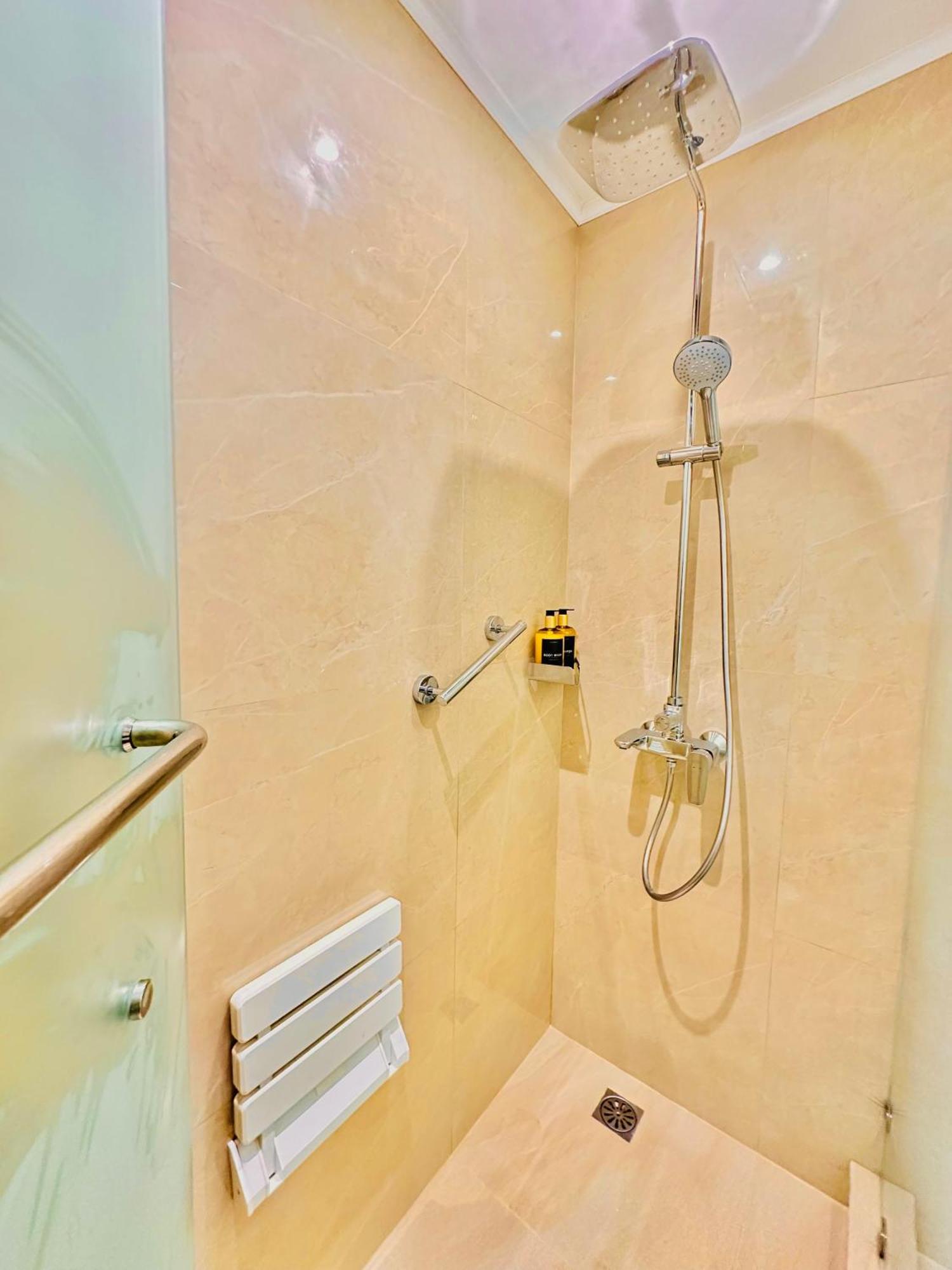 Oceanview Deluxe 1Br Suite La Mirada Мактан Экстерьер фото