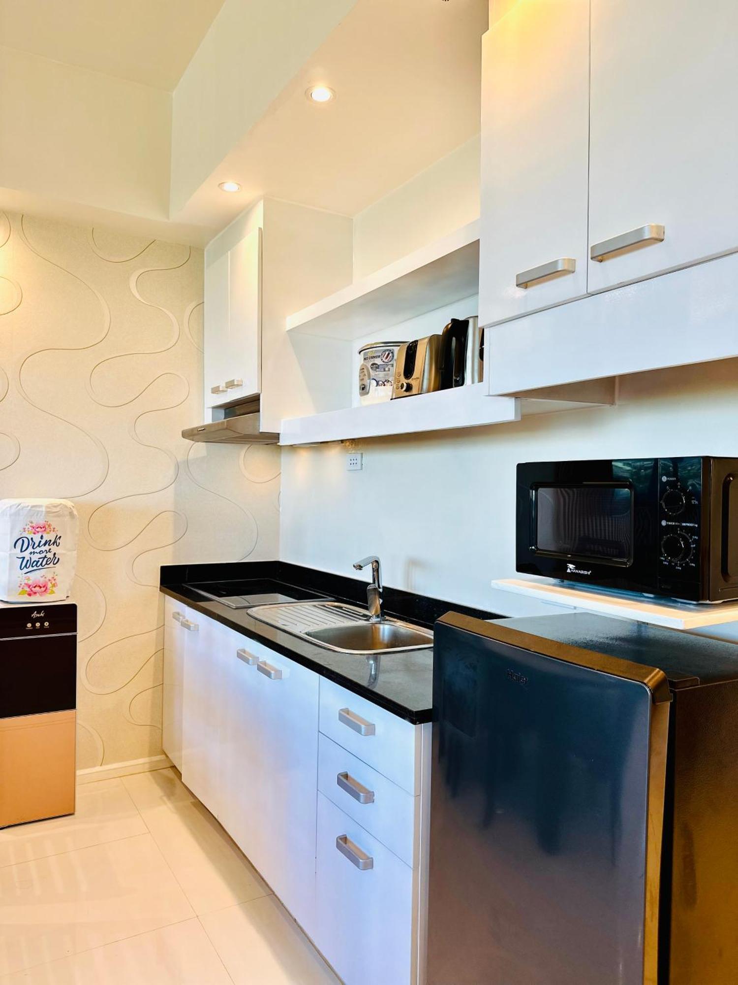 Oceanview Deluxe 1Br Suite La Mirada Мактан Экстерьер фото